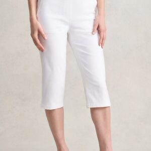 Pull-On Capri Short - Warm White